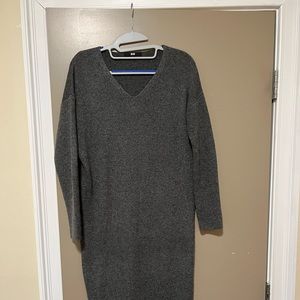 XS-M Gray Uniqlo Sweater Dress